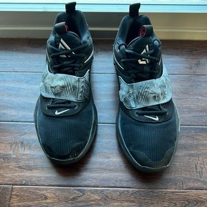 Men’s Nike zoom freak basketball shoes